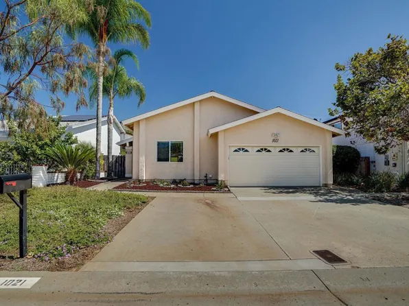 1021 Mockingbird Ln, San Marcos, CA 92078