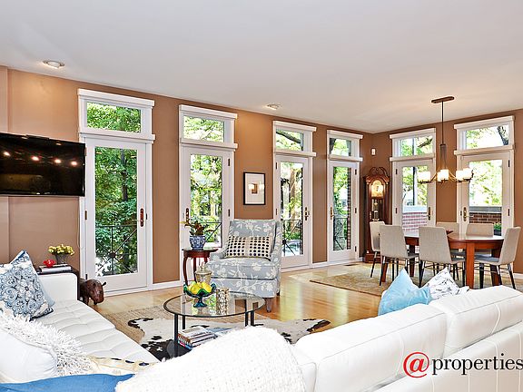 Living Room/Dining Room
