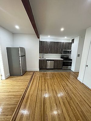 4th image of 55 Tehama St Floor 2