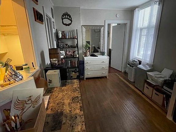 5th image of 41 S Main St #3