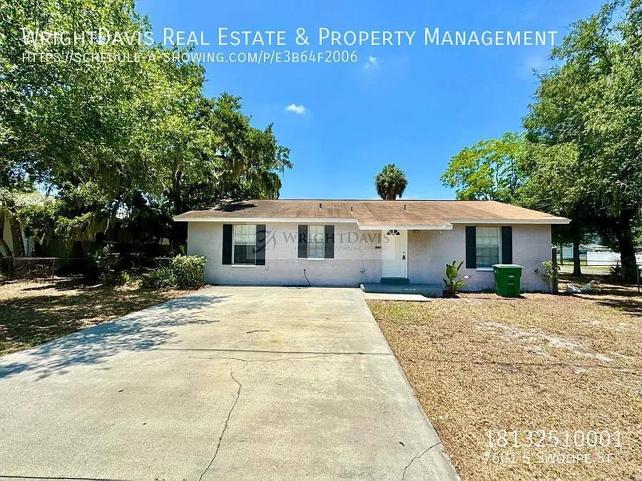 Charming 3/2 home in South Tampa! — Photo 1