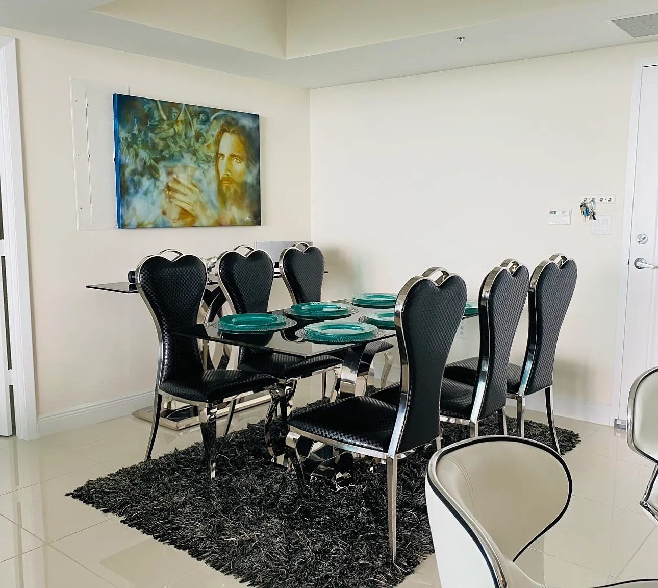 2 bed, 914 sqft, $2,800 — Photo 4