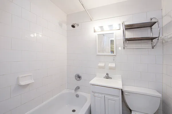 Rented by R New York | media 19