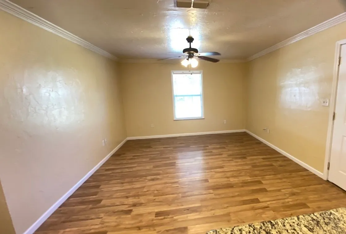 1 bed, 950 sqft, $950 — Photo 2