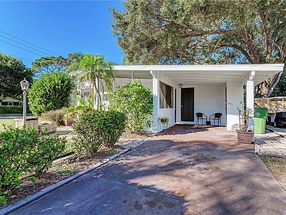 4th image of 3308 21st Avenue Dr W
