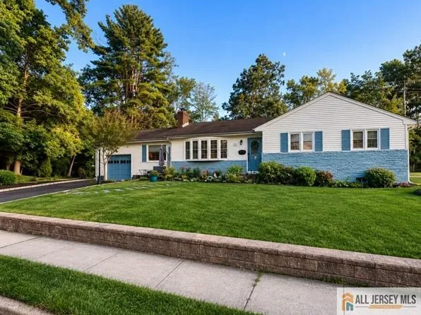 228 Norris Ave, Metuchen, NJ 08840