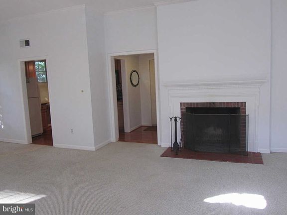 5th image of 1701 N Troy St #7376