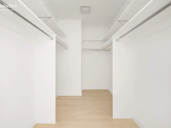 138 East 50th Street image 26 of 50