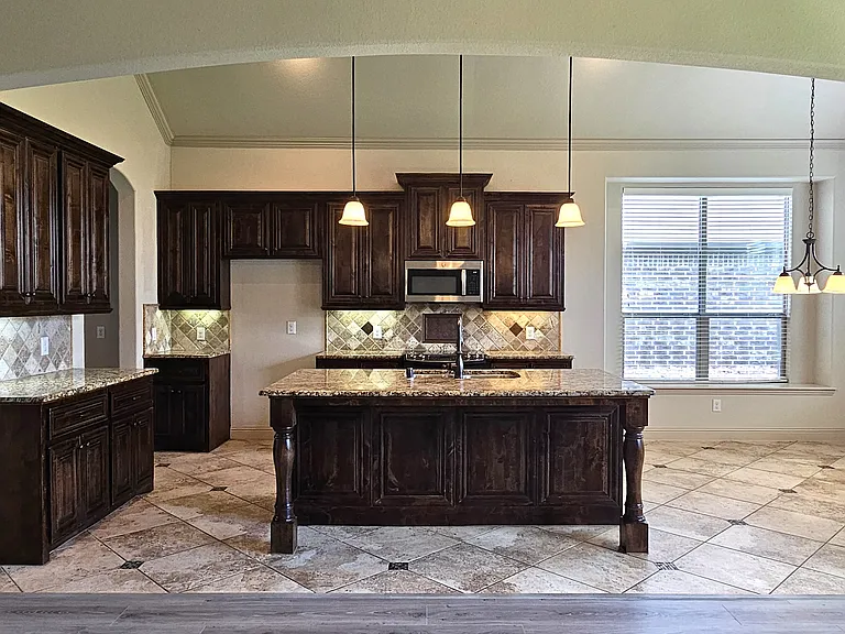 944 Lake Meadow Ln — Photo 6