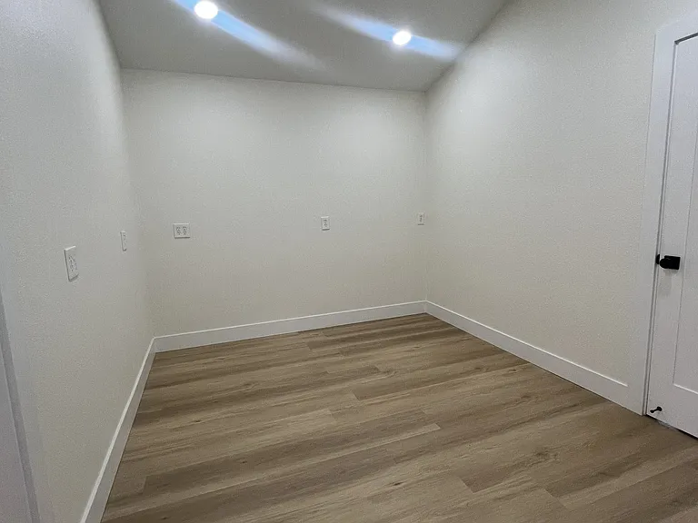 1326 Pennsylvania Blvd #1 — Photo 8
