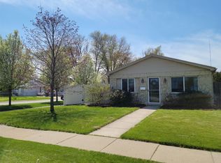 4860 S Howe Rd, Wayne, MI 48184