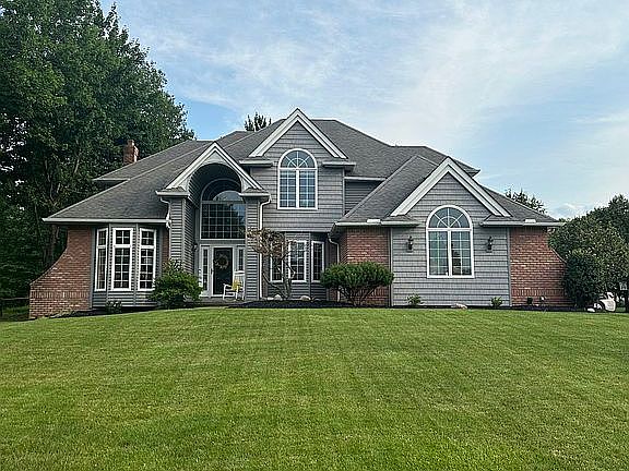 3rd image of 9814 Royal Valley Dr