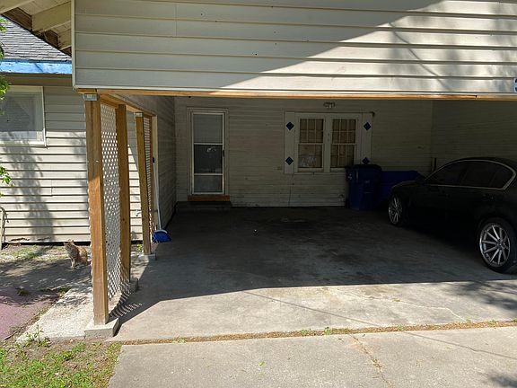 5th image of 309 Maude Ave