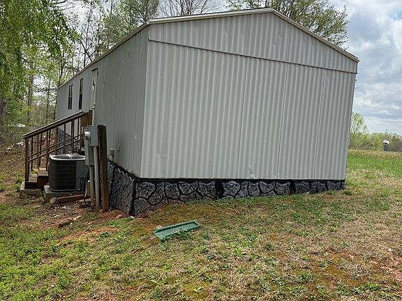 4th image of 303 Flatridge Rd