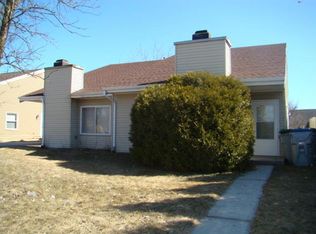 7916 N Granville Rd, Milwaukee, WI 53224