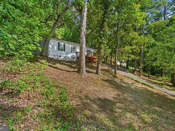 2nd image of 258 Curtis Cir SE