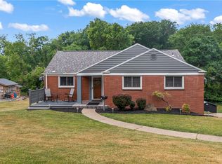 214 Drake Rd, Bunola, PA 15102
