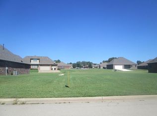 5308 Charleston Dr, Bartlesville, OK 74006