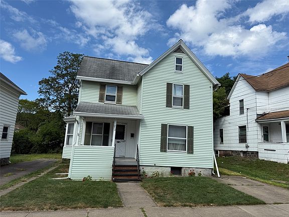 2nd image of 234 Saint Charles St