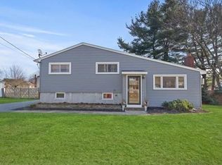 20 Mountain Rd, Burlington, MA 01803