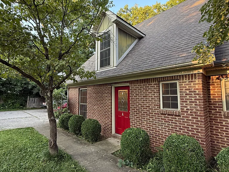 113 Woodlawn Dr #A — Photo 1