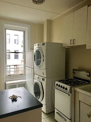Rented by Brooklyn Real Inc | media 11