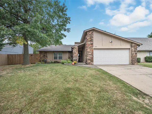 5852 S 91st East Ave, Tulsa, OK 74145