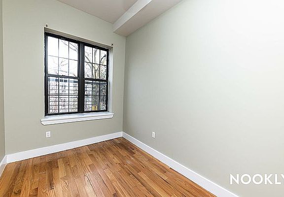 3rd image of 218 Stanhope St #3R