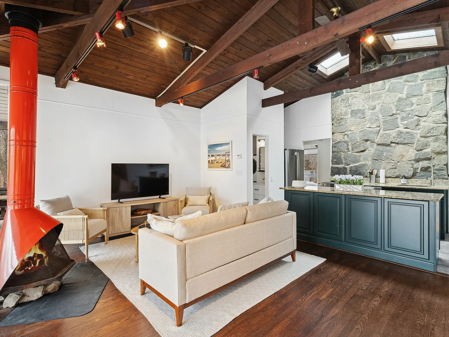 45 Hillside Drive East, Sag Harbor, NY 11963 — Photo 2