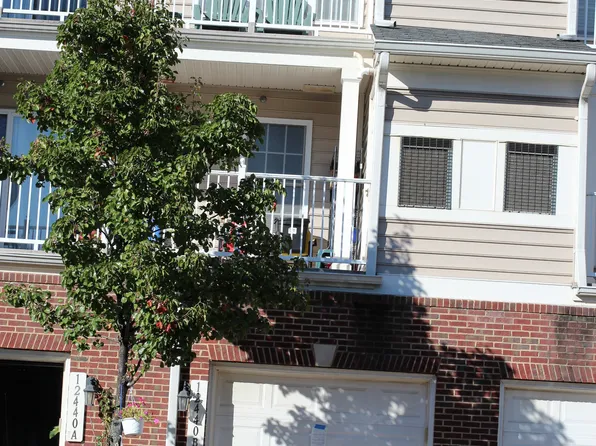 12440 Liberty Bridge Rd, Fairfax, VA 22033