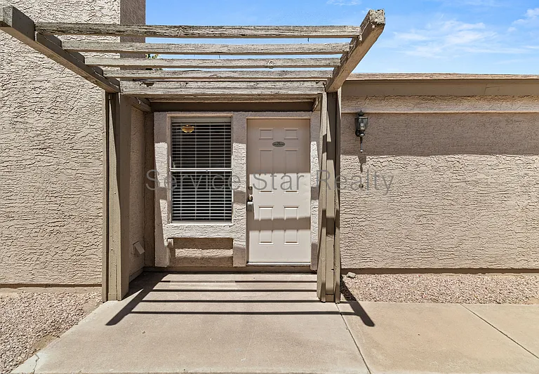 3865 W Denver St — Photo 3