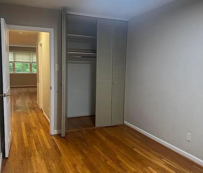 311 Forrest Ave #B — Photo 7