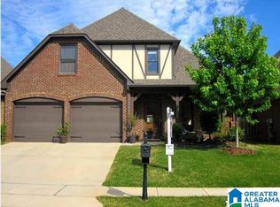 2297 Abbeyglen Ln, Birmingham, AL 35226