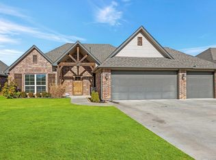 7509 E 82nd Pl N, Owasso, OK 74055