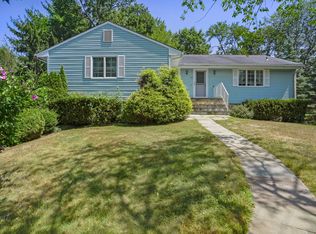 36 Juhasz Rd, Norwalk, CT 06854