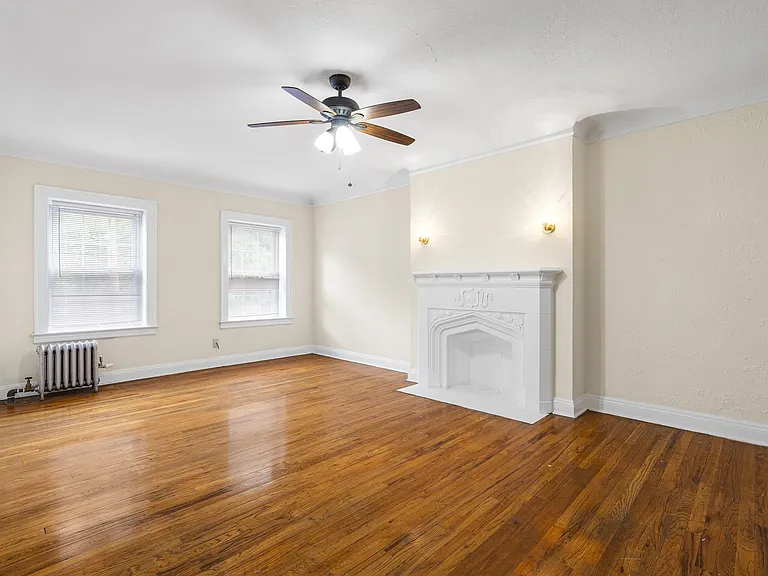 Lewis Manor Apartments — Photo 16