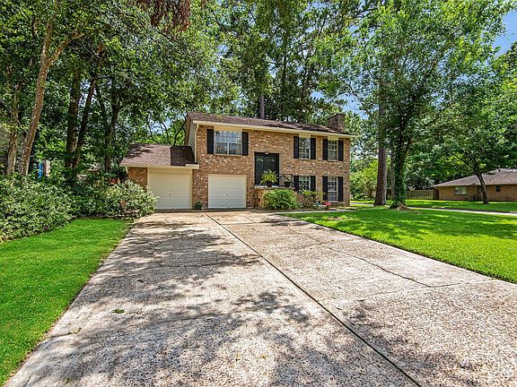3rd image of 2102 River Village Dr
