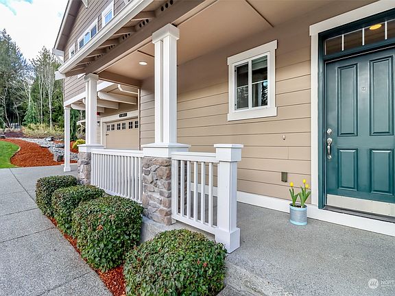 3rd image of 11007 166th Avenue E