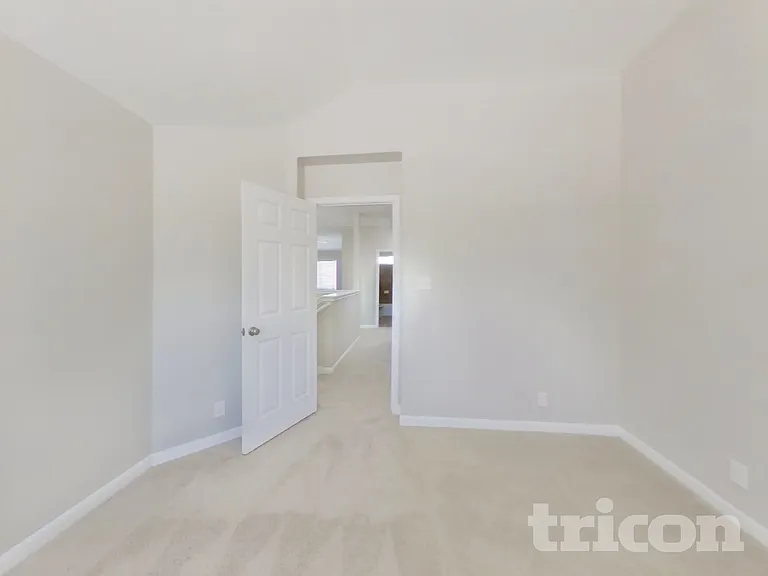 9046 Bowring Park — Photo 8