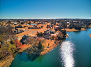 305 W Waterfront Dr, Tuttle, OK 73089