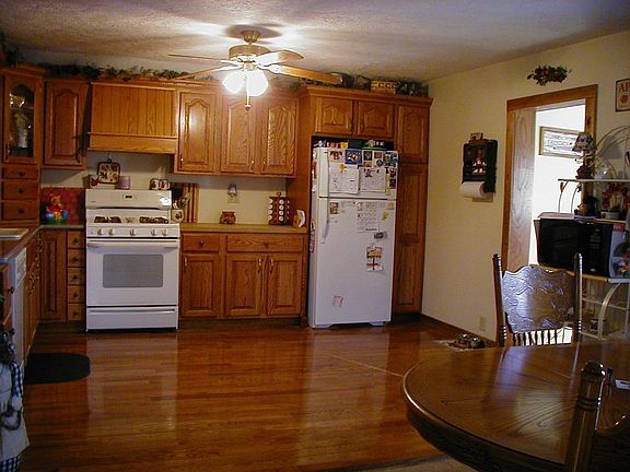 Large, renovated kitchen