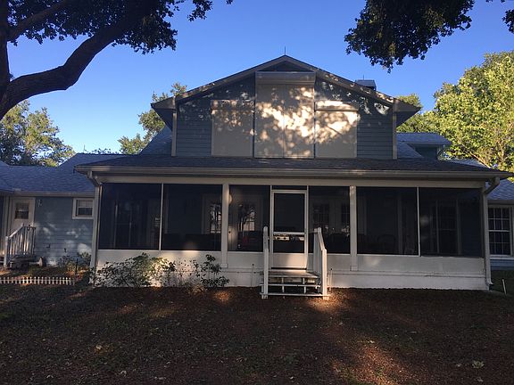 10x30 screened back porch.