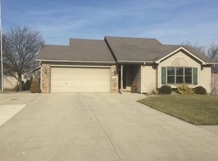 2100 Wood Hollow Trl, Auburn, IN 46706