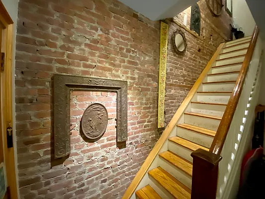 Rented by Remax Real Estate Professionals | media 25