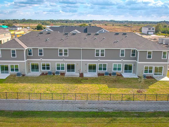 3rd image of 398 Sequoia Dr