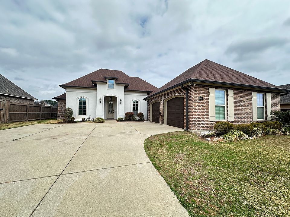 1st image of 240 Danielle Dr
