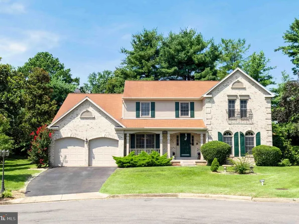 10404 Amherst Cir, Fredericksburg, VA 22408