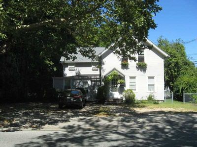 171 A&b Robinson St, South Kingstown, RI, 02879