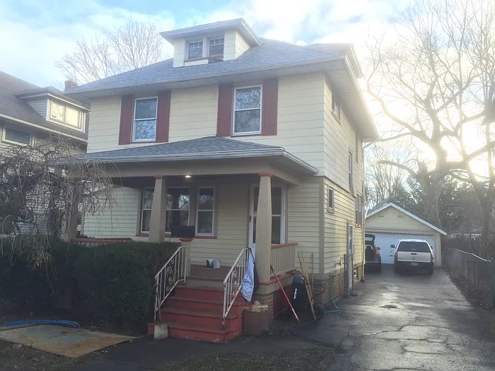 96 Pershing Dr