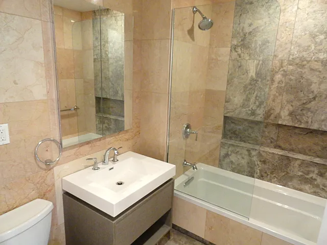 191 Huron St #2D — Photo 8
